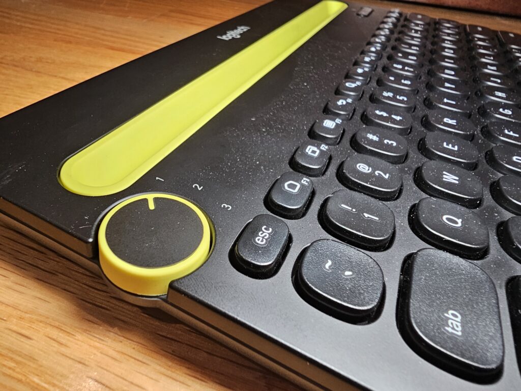 Logitech K480 Multi-device Keyboard